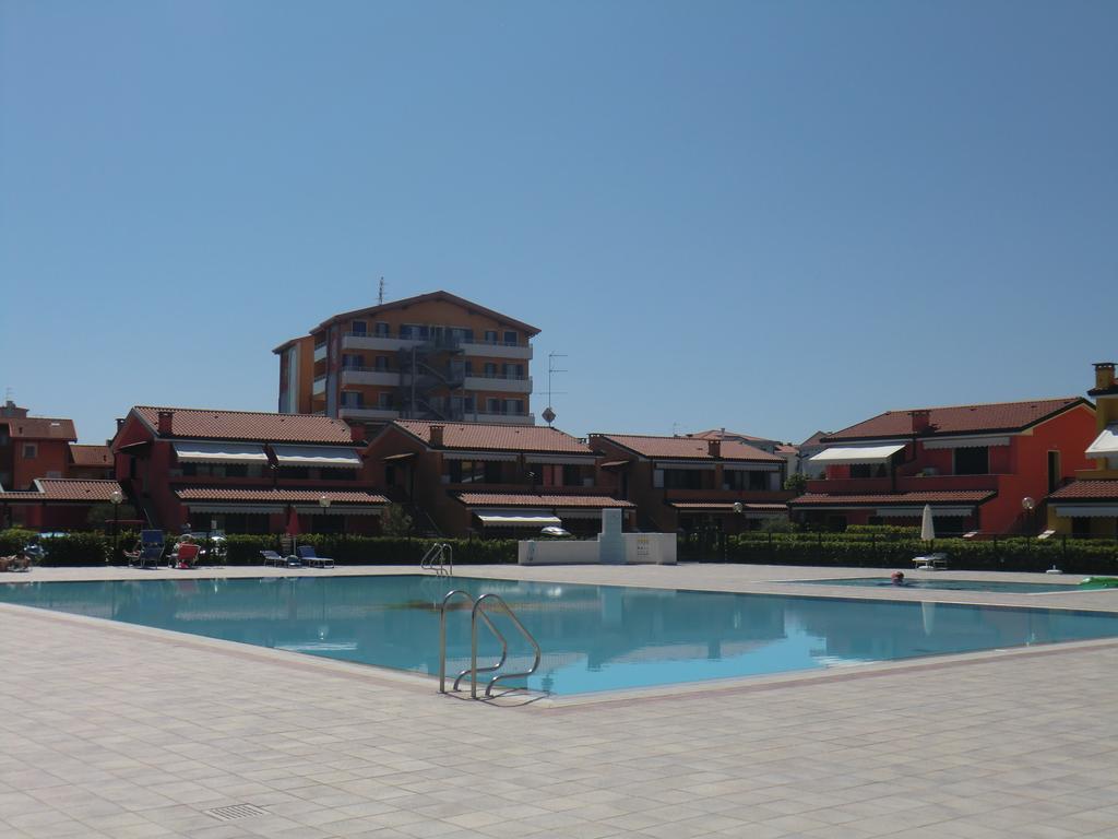 Residence Villaggio Dei Fiori Con Piscina E Posto Spiaggia Incluso 카오를레 객실 사진