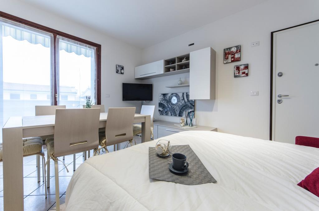 Residence Villaggio Dei Fiori Con Piscina E Posto Spiaggia Incluso 카오를레 외부 사진