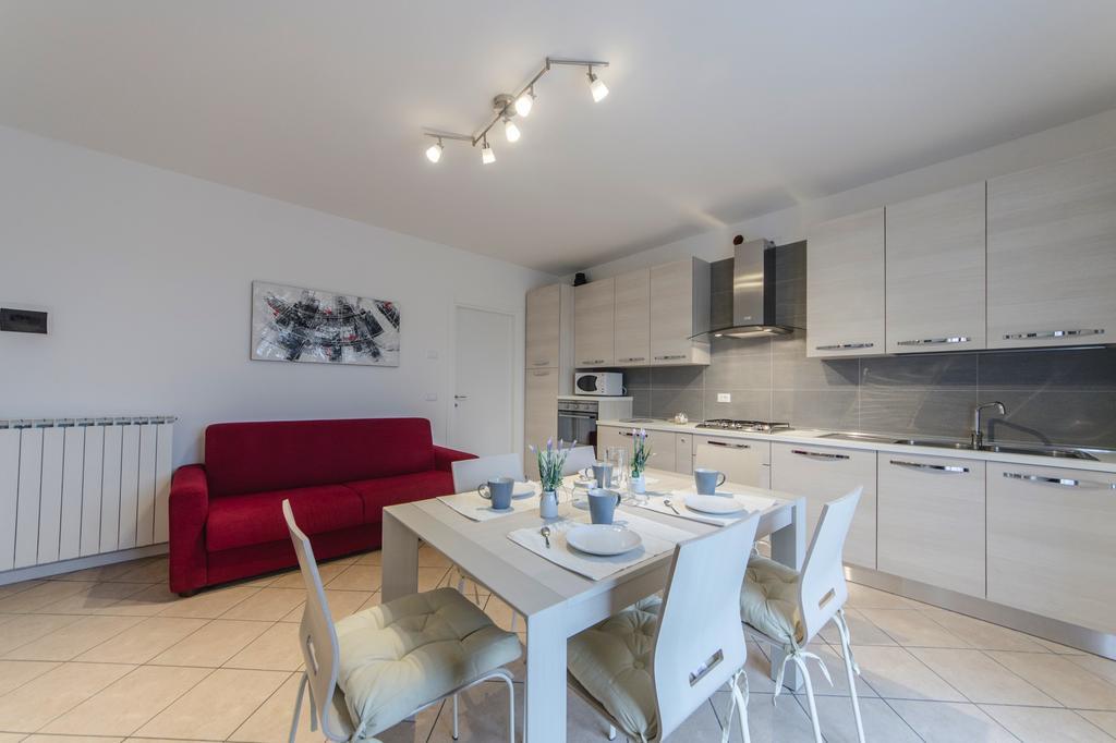 Residence Villaggio Dei Fiori Con Piscina E Posto Spiaggia Incluso 카오를레 외부 사진